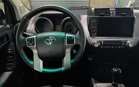 Toyota Land Cruiser Prado 150 рестайлинг 2, 2014 год, 3 120 000 рублей, 22 фотография