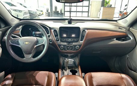 Chevrolet Malibu IX, 2018 год, 1 560 000 рублей, 17 фотография
