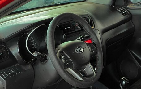 KIA Rio III рестайлинг, 2013 год, 735 000 рублей, 8 фотография