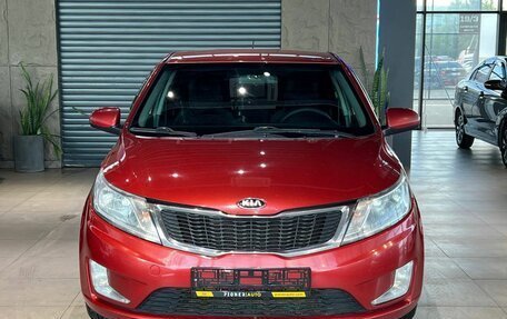 KIA Rio III рестайлинг, 2013 год, 735 000 рублей, 2 фотография