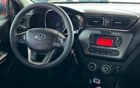 KIA Rio III рестайлинг, 2013 год, 735 000 рублей, 18 фотография