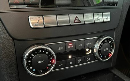 Mercedes-Benz C-Класс, 2011 год, 1 140 000 рублей, 13 фотография