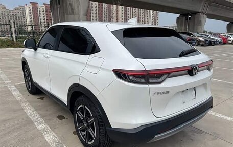 Honda Vezel, 2023 год, 1 726 000 рублей, 4 фотография