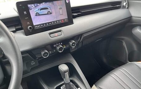 Honda Vezel, 2023 год, 1 726 000 рублей, 13 фотография