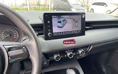 Honda Vezel, 2023 год, 1 726 000 рублей, 18 фотография