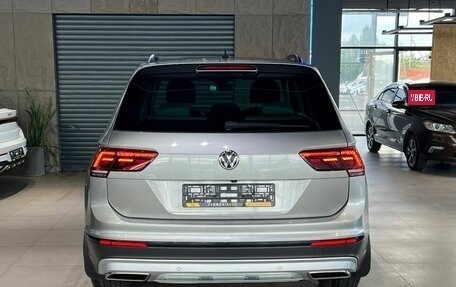 Volkswagen Tiguan II, 2019 год, 2 650 000 рублей, 6 фотография