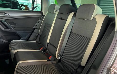 Volkswagen Tiguan II, 2019 год, 2 650 000 рублей, 26 фотография