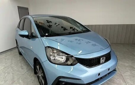 Honda Fit, 2021 год, 1 400 000 рублей, 1 фотография
