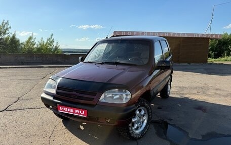 Chevrolet Niva I рестайлинг, 2004 год, 150 000 рублей, 1 фотография