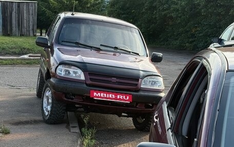 Chevrolet Niva I рестайлинг, 2004 год, 150 000 рублей, 6 фотография