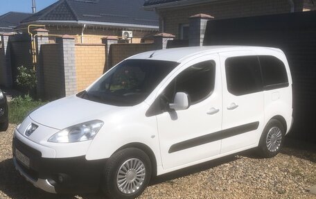 Peugeot Partner II рестайлинг 2, 2010 год, 680 000 рублей, 12 фотография