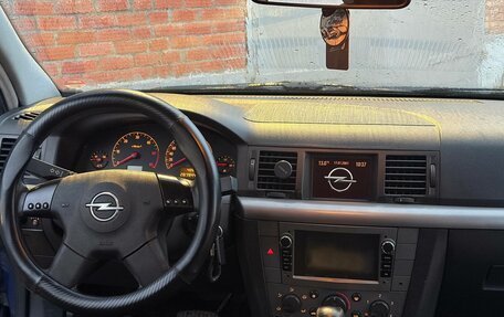 Opel Vectra C рестайлинг, 2003 год, 550 000 рублей, 4 фотография