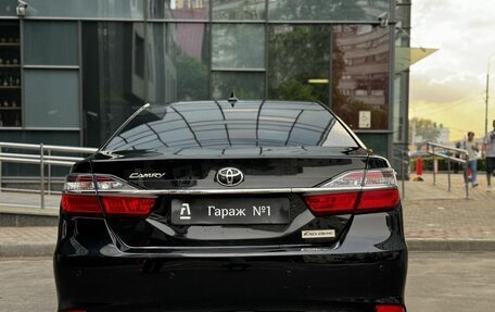 Toyota Camry, 2018 год, 1 775 000 рублей, 5 фотография