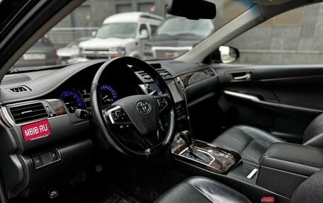 Toyota Camry, 2018 год, 1 775 000 рублей, 8 фотография