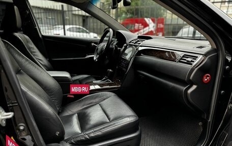 Toyota Camry, 2018 год, 1 775 000 рублей, 9 фотография