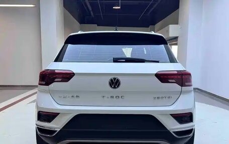 Volkswagen T-Roc I, 2022 год, 1 825 000 рублей, 6 фотография