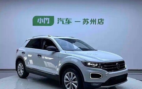 Volkswagen T-Roc I, 2022 год, 1 739 000 рублей, 3 фотография