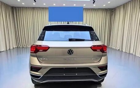Volkswagen T-Roc I, 2022 год, 1 791 000 рублей, 5 фотография