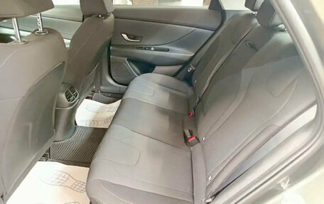 Hyundai Elantra, 2022 год, 1 999 000 рублей, 16 фотография