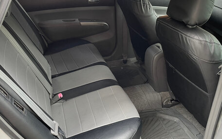 Toyota Prius, 2010 год, 690 000 рублей, 8 фотография
