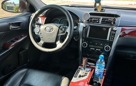 Toyota Camry, 2011 год, 1 800 000 рублей, 14 фотография