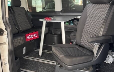 Volkswagen Multivan T6 рестайлинг, 2021 год, 7 350 000 рублей, 13 фотография