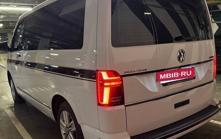 Volkswagen Multivan T6 рестайлинг, 2021 год, 7 350 000 рублей, 7 фотография