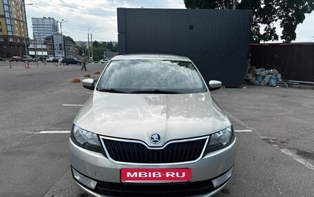 Skoda Rapid I, 2015 год, 1 200 000 рублей, 2 фотография