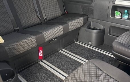 Volkswagen Multivan T6 рестайлинг, 2021 год, 7 350 000 рублей, 15 фотография