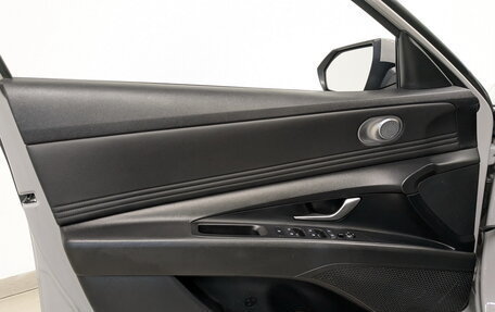 Hyundai Elantra, 2021 год, 1 670 000 рублей, 19 фотография