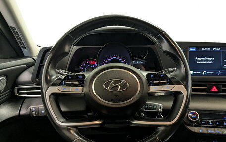 Hyundai Elantra, 2021 год, 1 670 000 рублей, 21 фотография