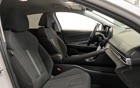 Hyundai Elantra, 2021 год, 1 670 000 рублей, 23 фотография