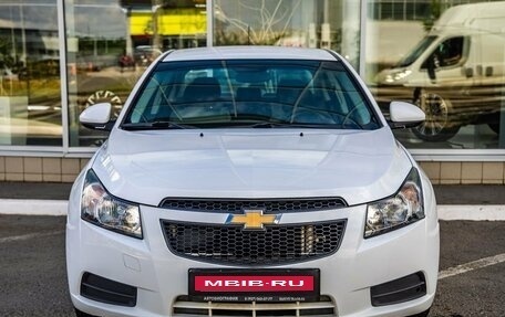 Chevrolet Cruze II, 2011 год, 668 000 рублей, 2 фотография