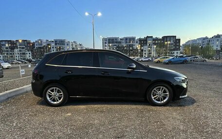 Mercedes-Benz B-Класс, 2019 год, 2 200 000 рублей, 6 фотография