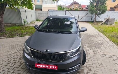 KIA Rio III рестайлинг, 2017 год, 970 000 рублей, 1 фотография