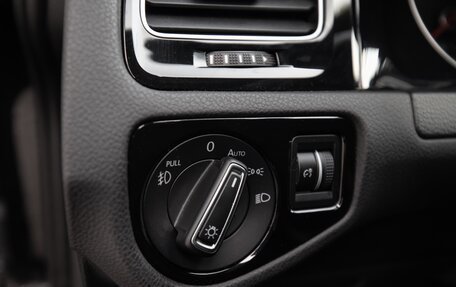 Volkswagen Golf GTI VII, 2018 год, 2 250 000 рублей, 15 фотография
