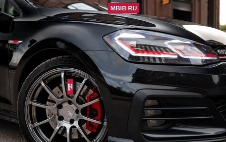Volkswagen Golf GTI VII, 2018 год, 2 250 000 рублей, 11 фотография