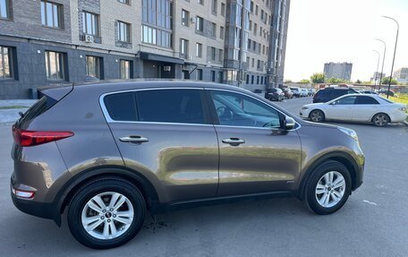 KIA Sportage IV рестайлинг, 2017 год, 2 300 000 рублей, 4 фотография