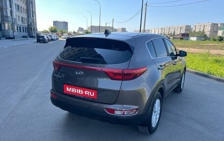 KIA Sportage IV рестайлинг, 2017 год, 2 300 000 рублей, 6 фотография