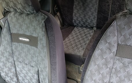 Toyota Yaris I рестайлинг, 2000 год, 230 000 рублей, 8 фотография