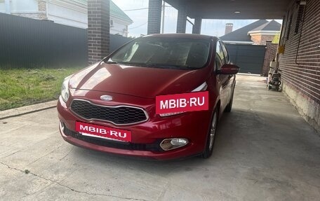 KIA cee'd III, 2012 год, 1 100 000 рублей, 2 фотография