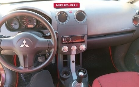 Mitsubishi Colt VI рестайлинг, 2006 год, 428 000 рублей, 2 фотография