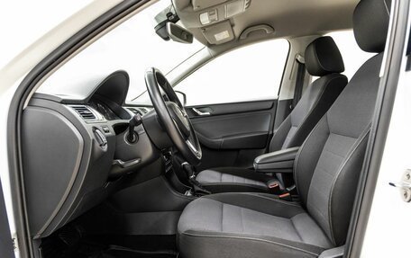 Skoda Rapid I, 2016 год, 1 328 000 рублей, 27 фотография