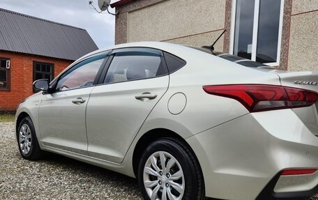 Hyundai Solaris II рестайлинг, 2019 год, 1 350 000 рублей, 5 фотография