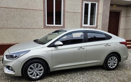 Hyundai Solaris II рестайлинг, 2019 год, 1 350 000 рублей, 4 фотография