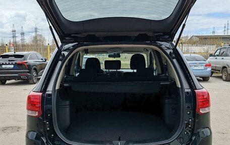 Mitsubishi Outlander III рестайлинг 3, 2017 год, 1 649 000 рублей, 10 фотография