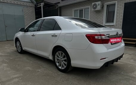 Toyota Camry, 2012 год, 1 740 000 рублей, 4 фотография
