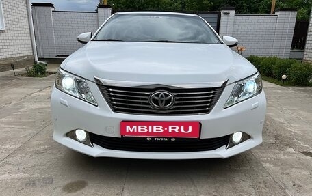 Toyota Camry, 2012 год, 1 740 000 рублей, 12 фотография