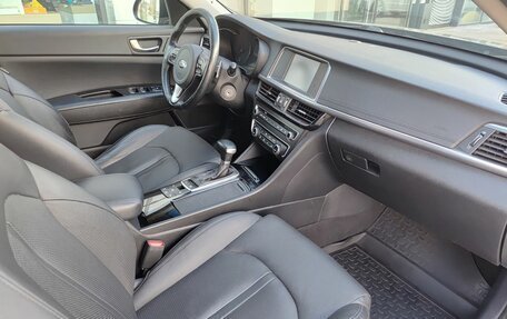 KIA Optima IV, 2018 год, 1 849 800 рублей, 11 фотография