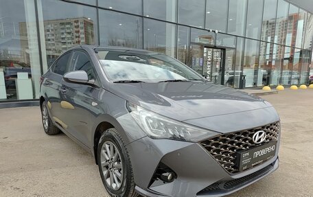 Hyundai Solaris II рестайлинг, 2021 год, 1 829 800 рублей, 3 фотография